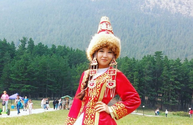 Ақ түндер порно