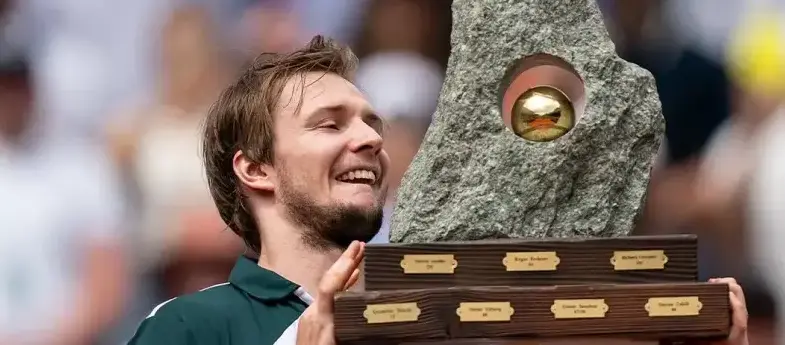aleksandr-bublik-stal-pobeditelem-turnira-atp-250