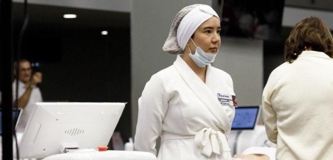 kak-meerim-ramatova-iz-bishkeka-stala-chempionkoy-v-mezhdunarodnom-chempionate-i-izmenila-standarty-b-yuti-industrii