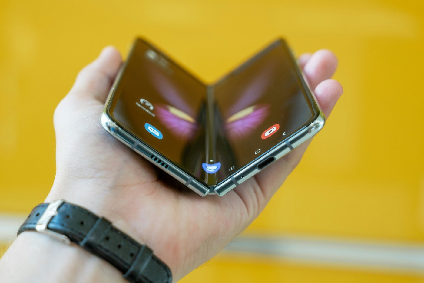 Новый вид смартфонов выпустит Apple