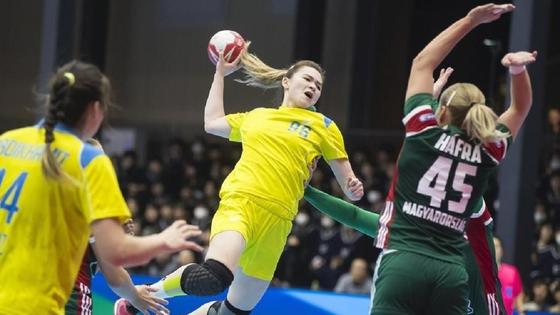 zhenskaya-sbornaya-kazahstana-po-gandbolu-zavoevala-bronzu-na-chempionate-azii