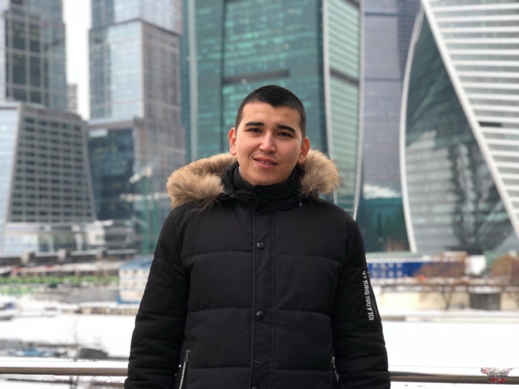 Кружевой трусикидегі порно пизда