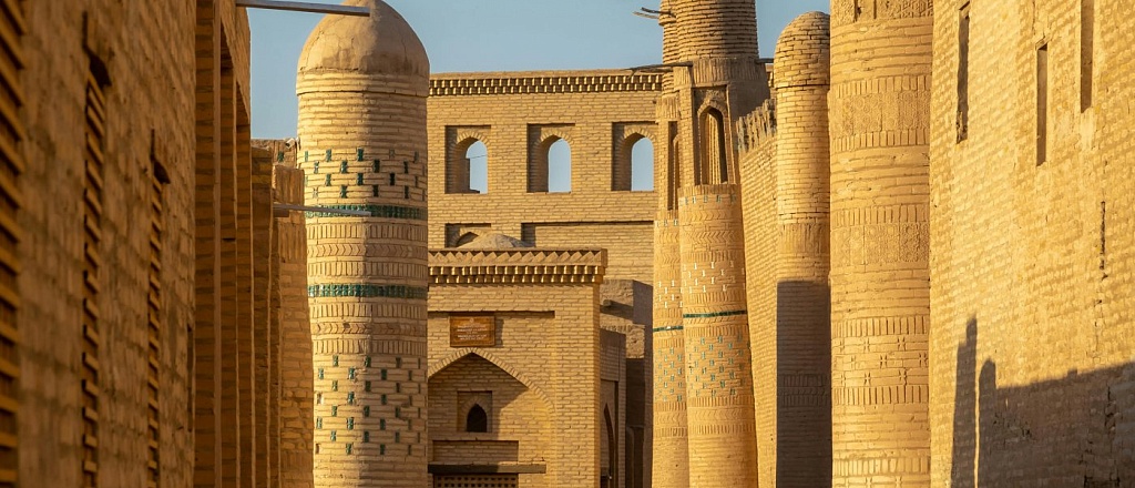 quot-baraka-quot-quot-khavas-quot-and-12-more-uzbek-words-that-are-difficult-to-translate