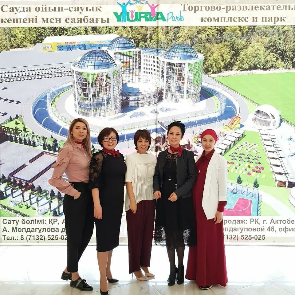 Ханская юрта, контактный зоопарк и бассейны под открытым небом: Yurta Park  Актобе | Центральная Азия на WEproject