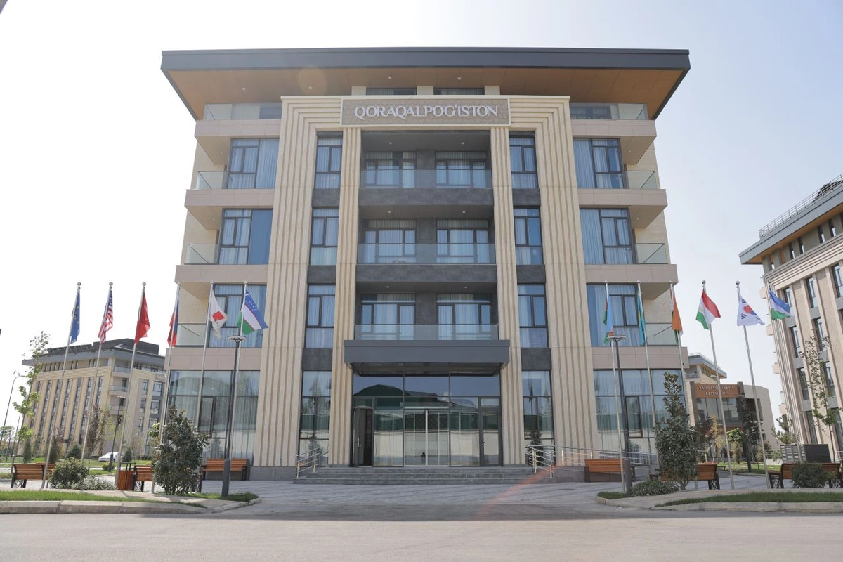 v-novom-tashkente-na-prodazhu-vystavili-otel-karakalpakstan