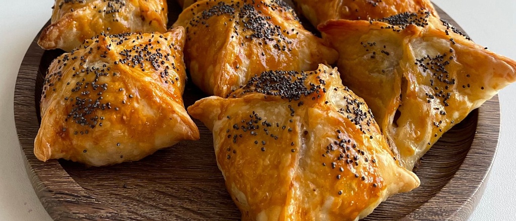 where-to-find-the-tastiest-tandoor-samsa-in-osh-8-spots-around-the-city