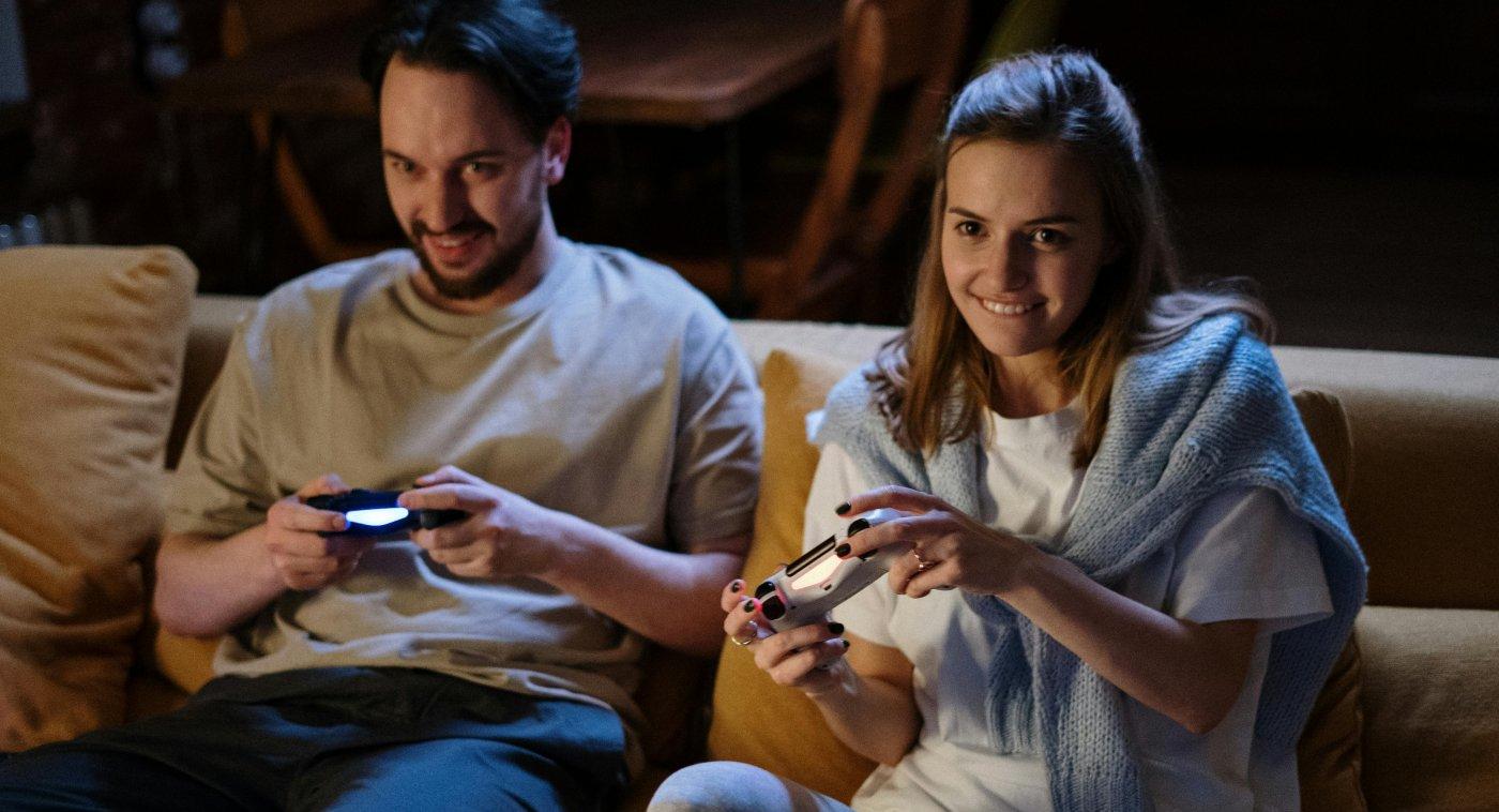 какая игровая приставка лучше xbox или sony playstation