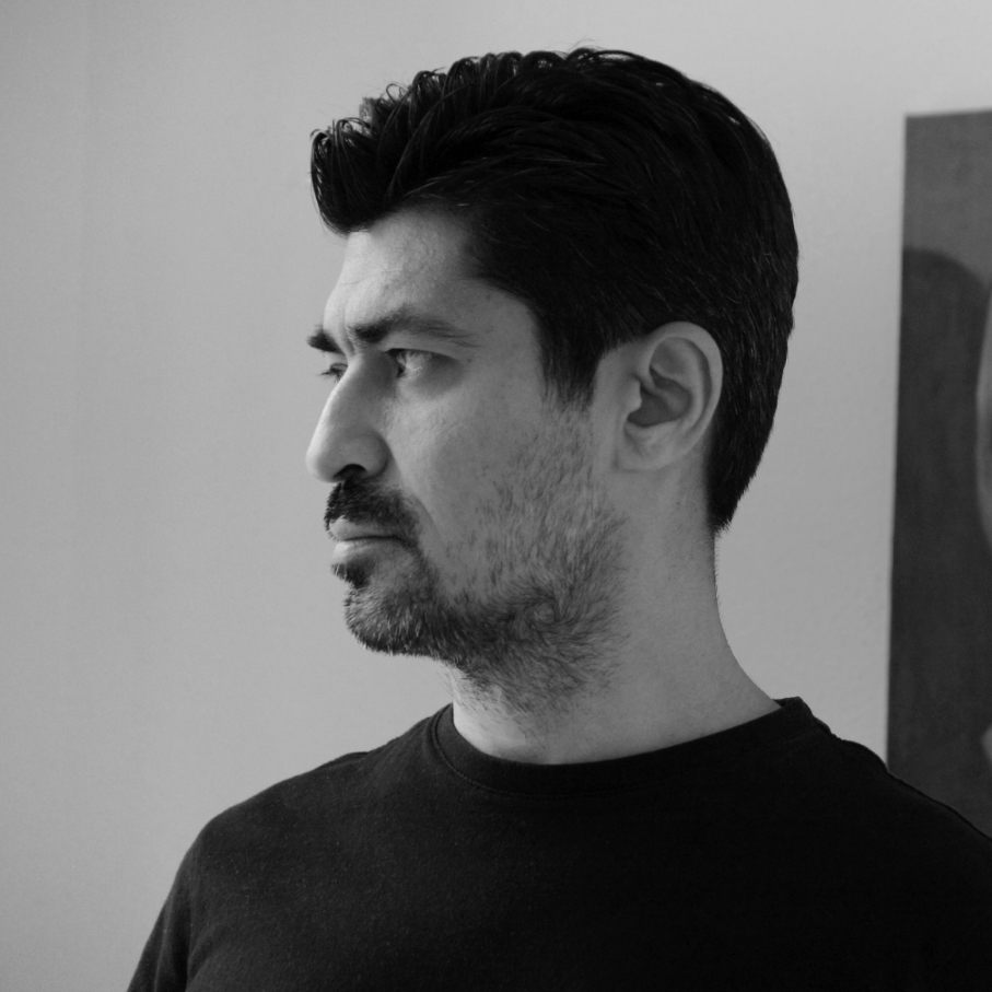 Улугбек Холмурадов