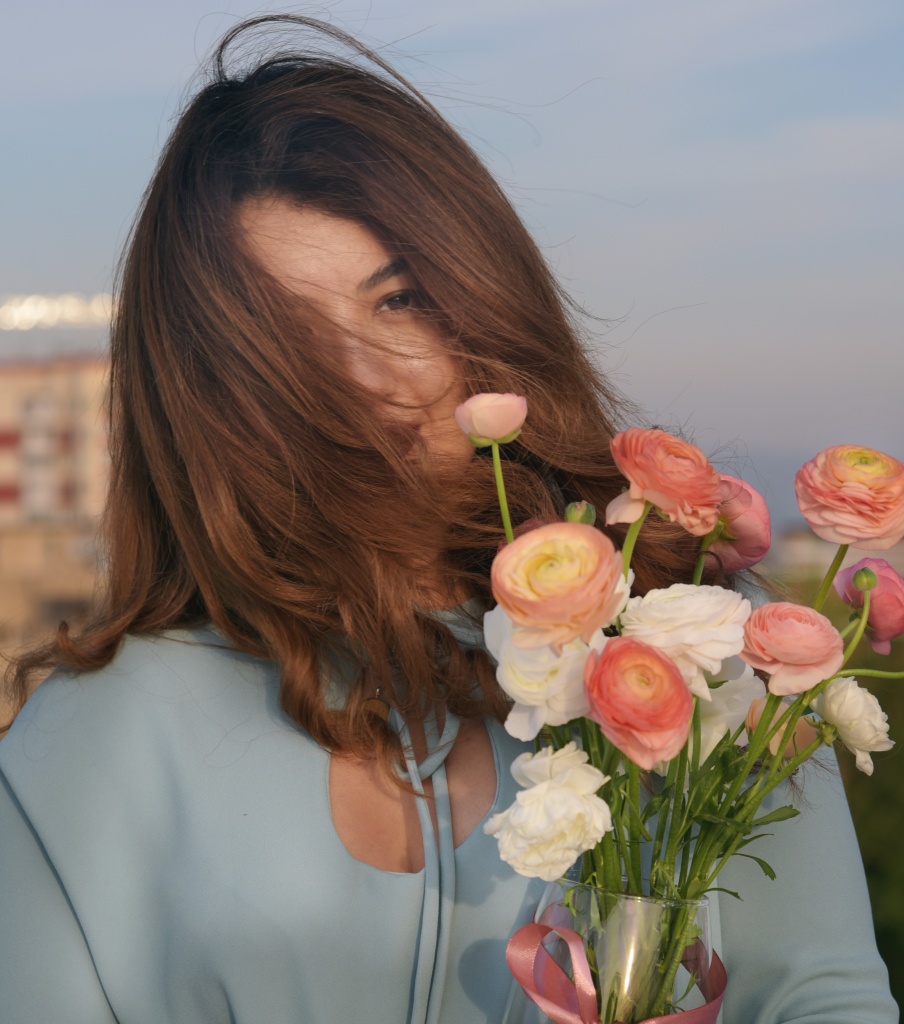 elnora_r stone city основатель