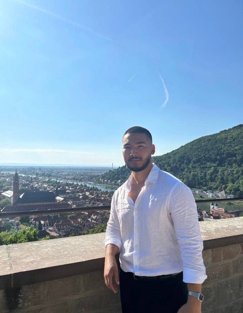 Амир Амангельдиев