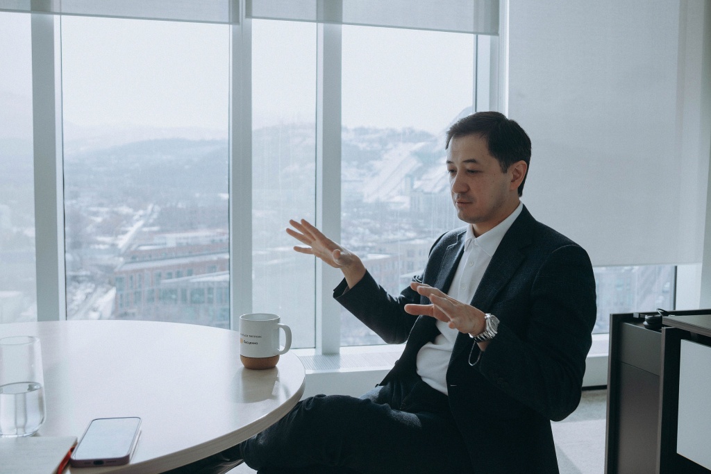 Санжар Жамалов