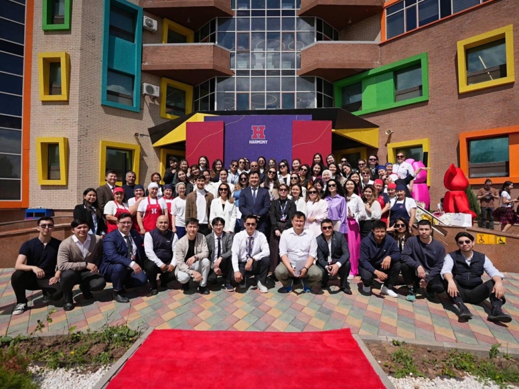 Олжас Елюбаев