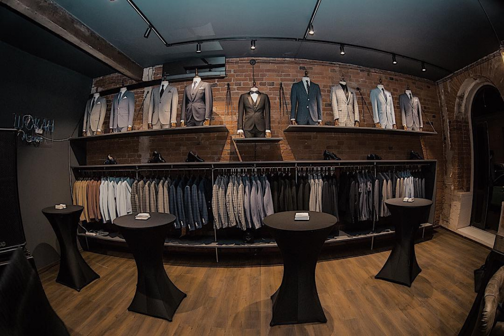 Как создать в Казахстане мужской бренд одежды и открыть 13 бутиков за 2 года