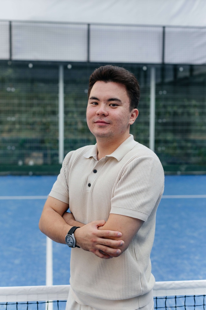 Саги Достанбаев