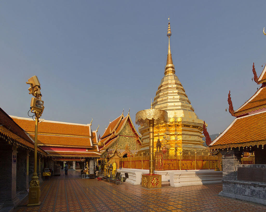 Wat_Phra_That__Doi_Suthep.jpg