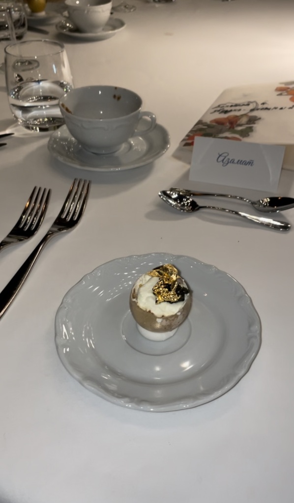 Селфи ресторан трэвел 