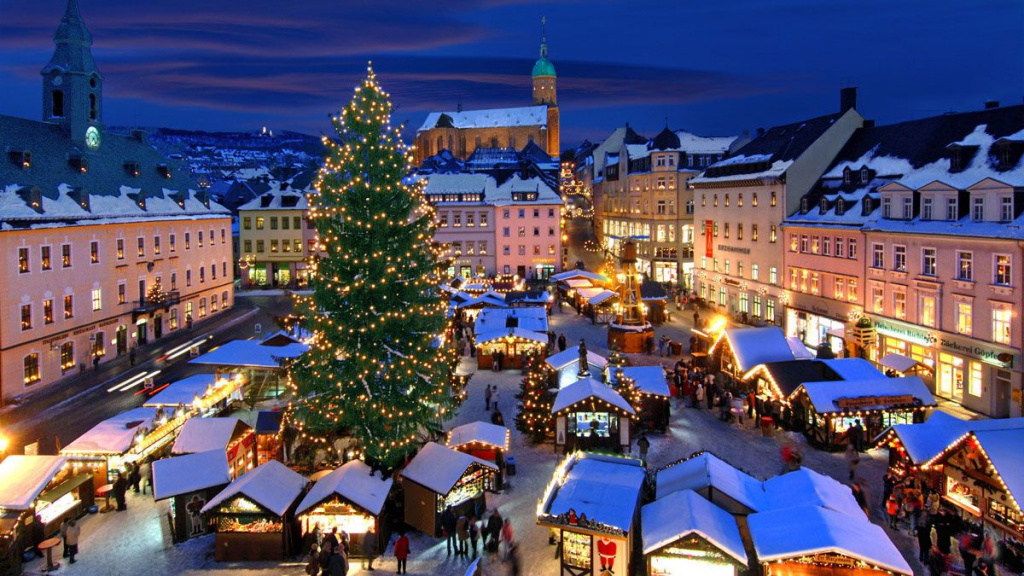 Какие подарки лежат в Германии под елкой?