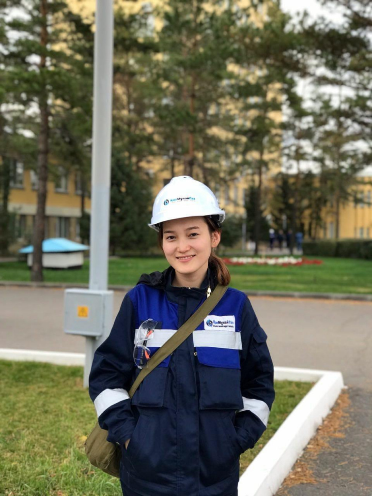 Молодые нефтяники в Атырау о том, почему опыт работы не важен и как расти по карьерной лестнице
