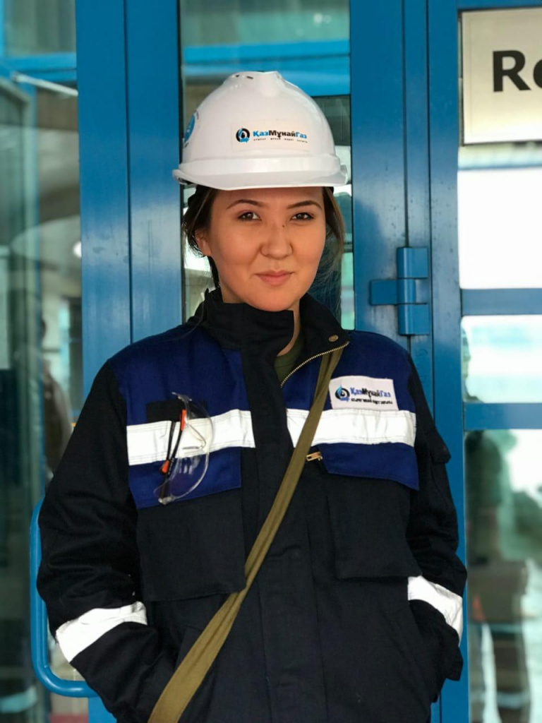 Молодые нефтяники в Атырау о том, почему опыт работы не важен и как расти по карьерной лестнице