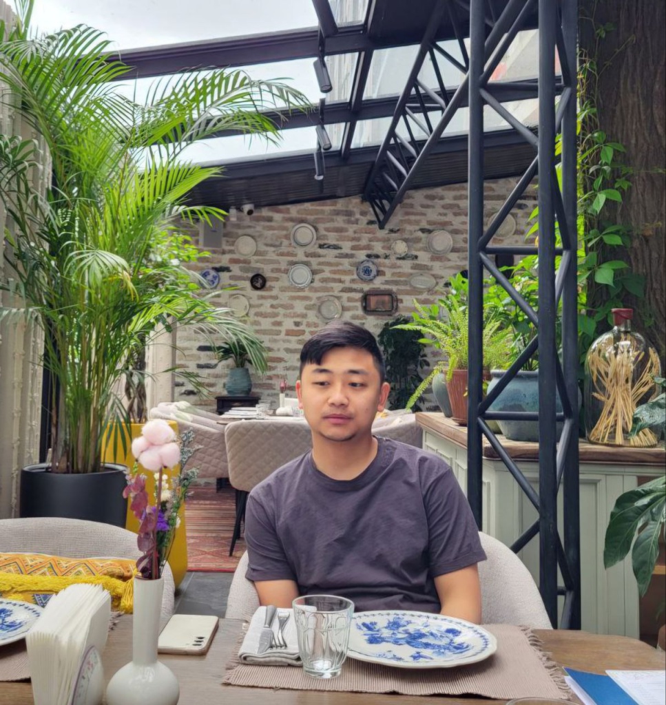 Хван Владимир