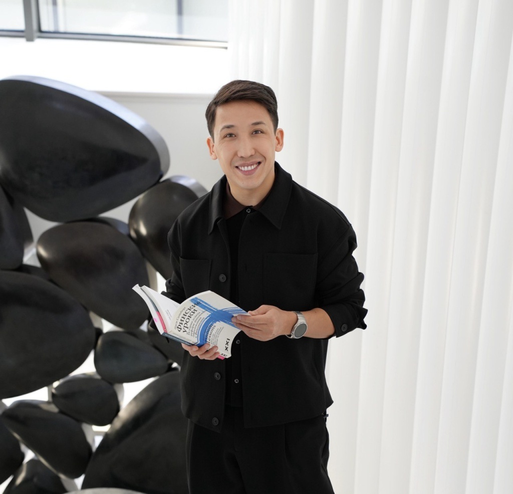 Асхат Жумабеков