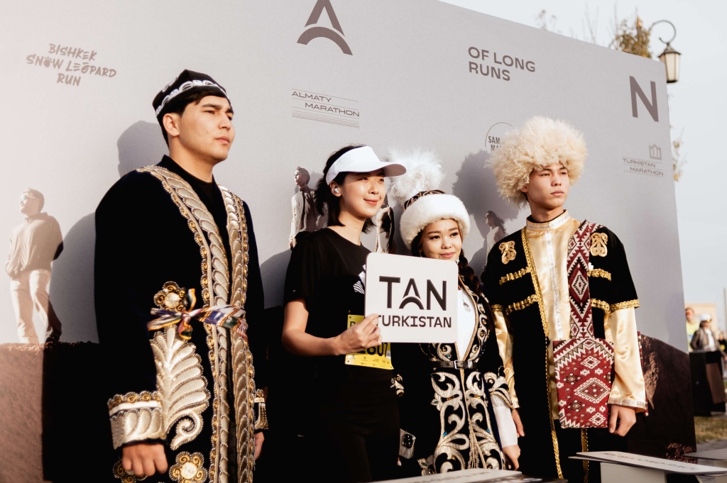 TAN Забег марафон TAN