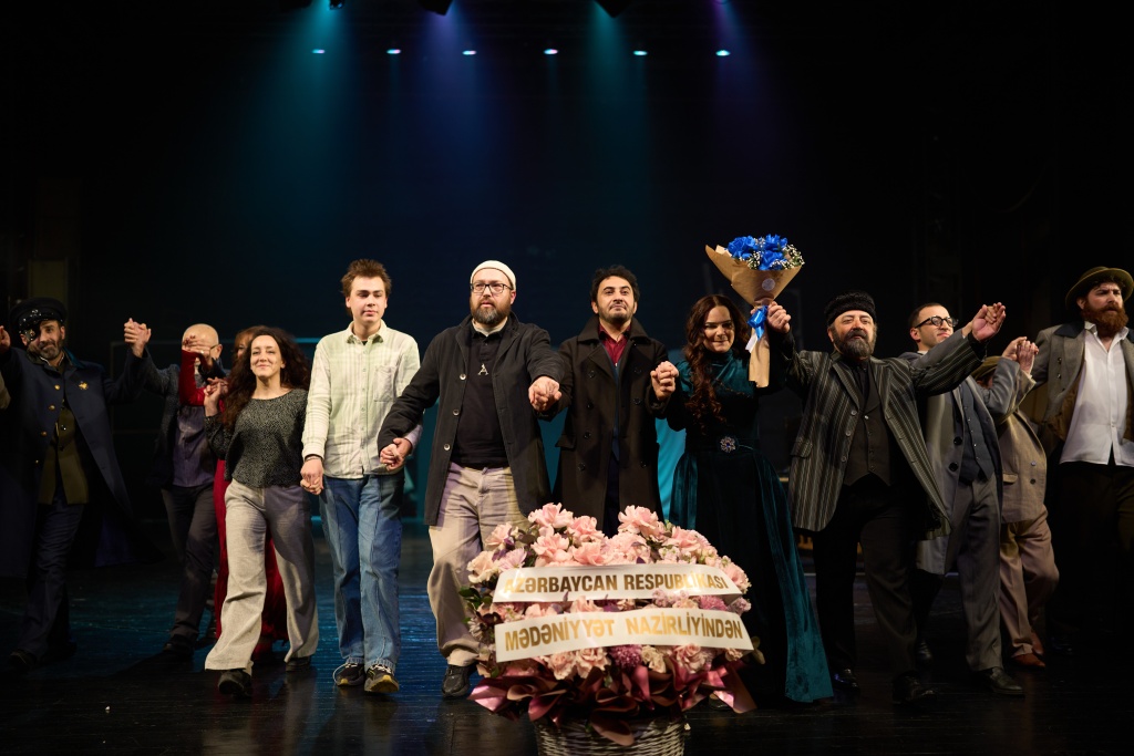 театры в баку