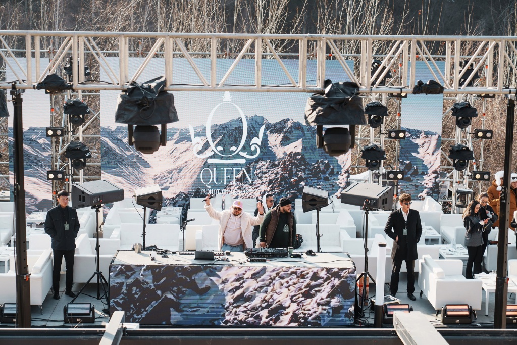 Queen Mountain Resort