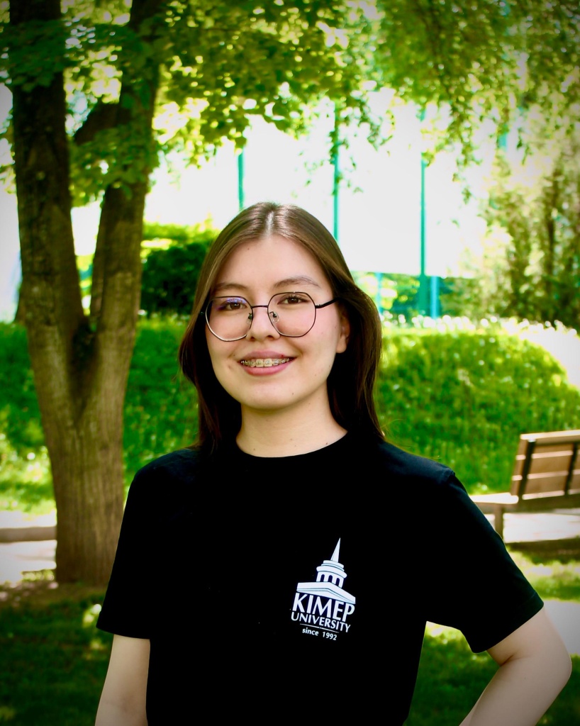 Аэлита Азмуханова