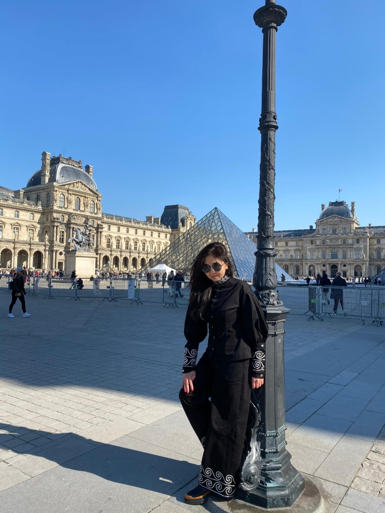 Байра Толгонай