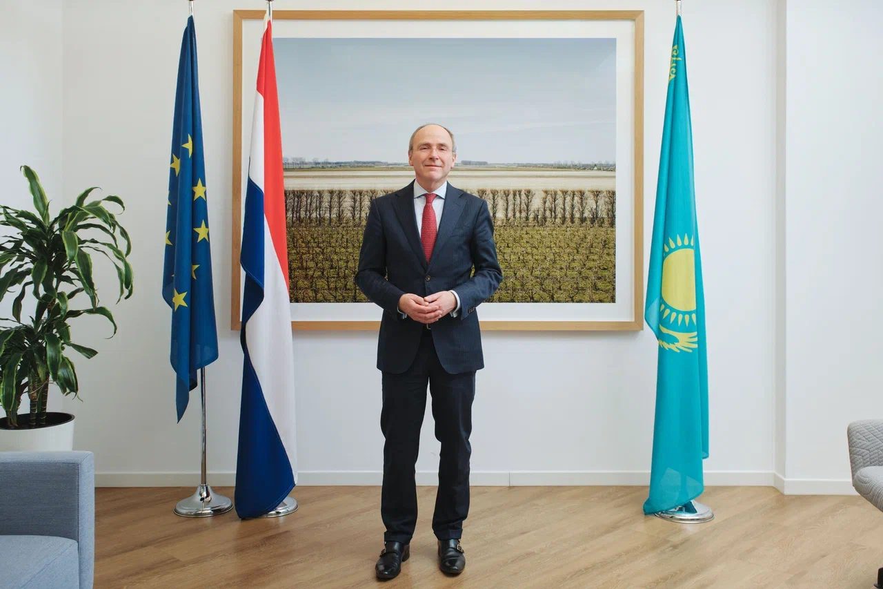 Joost Flaman вице-министр иностранных дел 