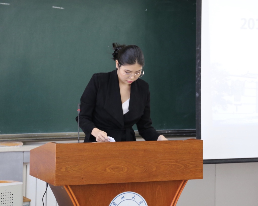 Акбота Ахметкызы