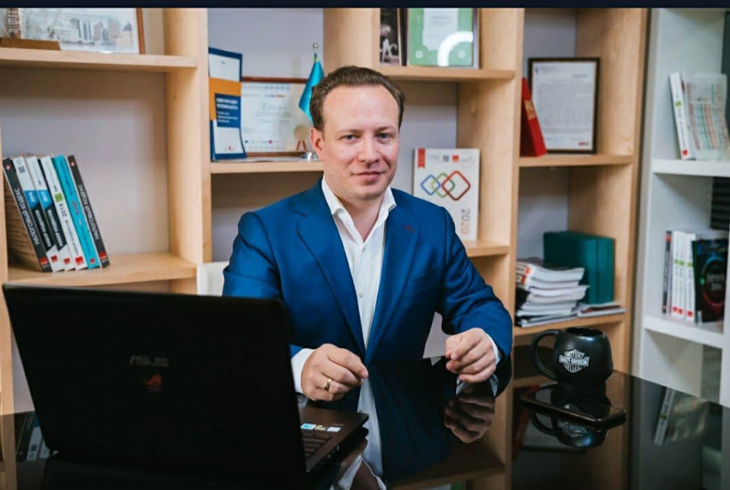 Максим Барышев о том, что помогло создать успешную компанию, у которой 15  000 клиентов | Карьера на WEproject