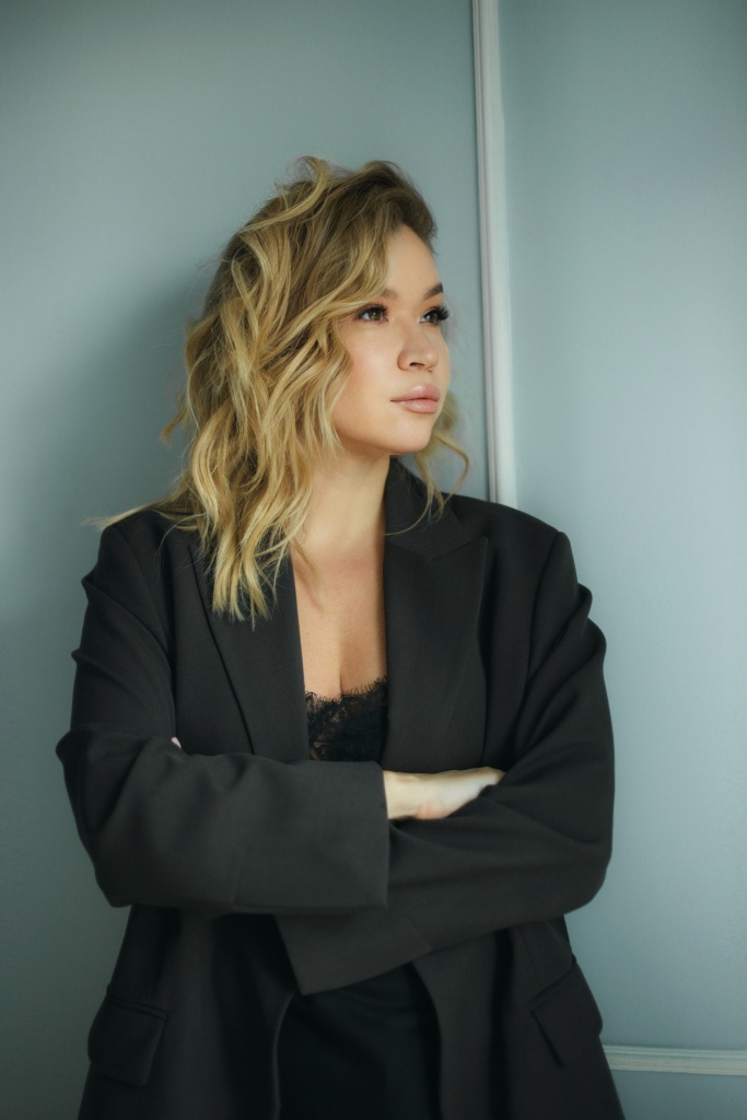 Алена Сенева