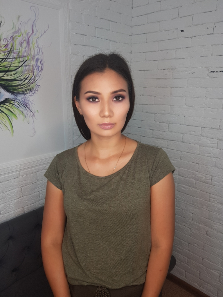 Блогеры и визажисты о преимуществах белорусской косметики: цена, качество, результат