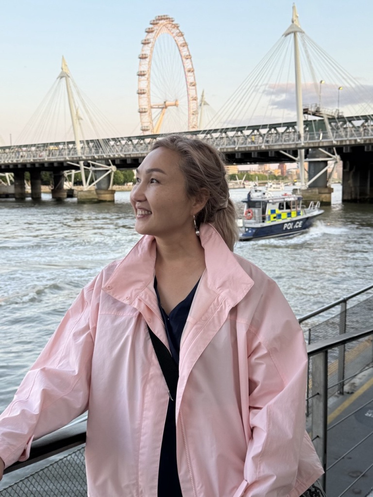 Zhyldyz Isabekova Жылдыз Исабекова