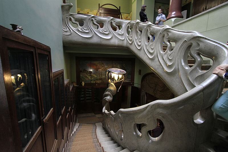 Moscow._Ryabushinsky_House._Interiors._Main_stairs_-_004.JPG