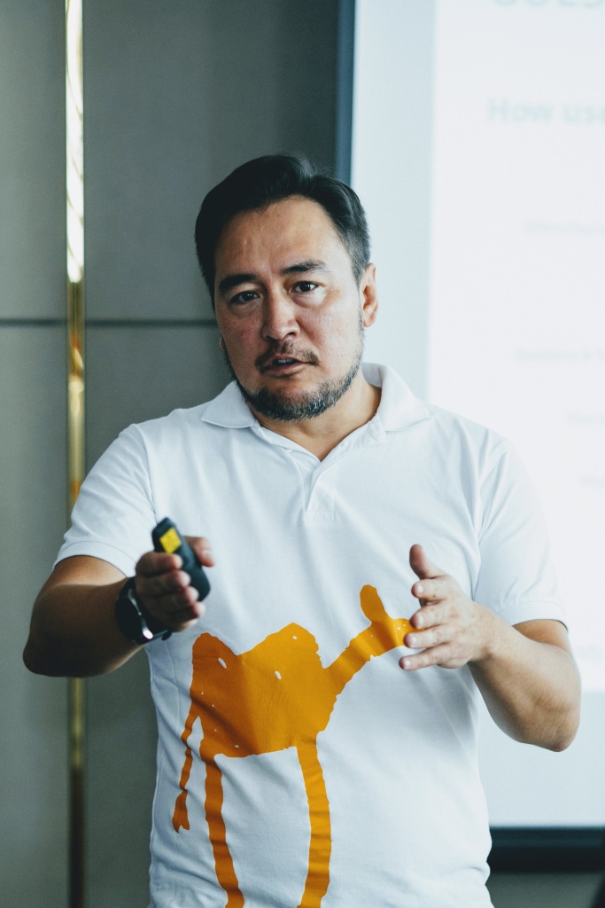 Ati Tosun Indy Guide 