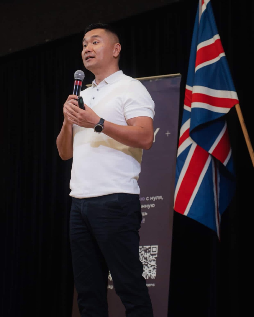 Айбек Джангазиев