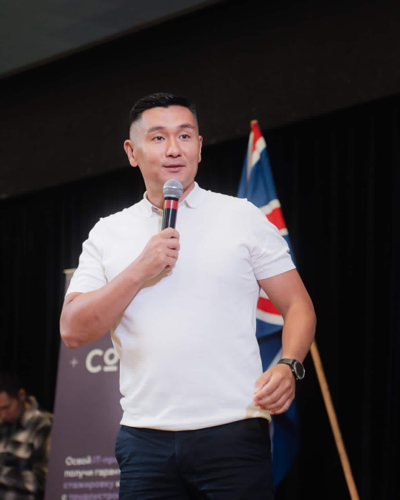 Айбек Джангазиев