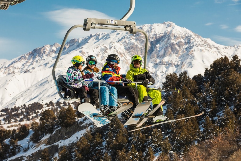 Skiing in Uzbekistan