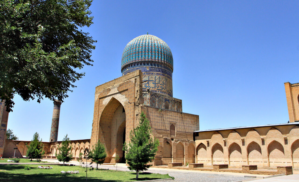 BibiKhanymMosque.jpg