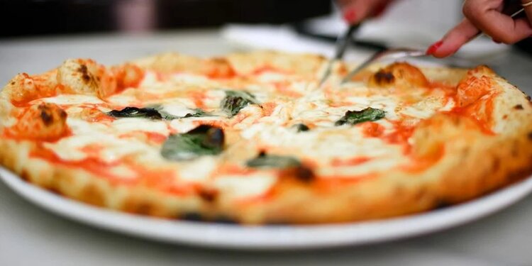 Пицца, которую вы еще не пробовали: 13 уникальных пиццерий Рима