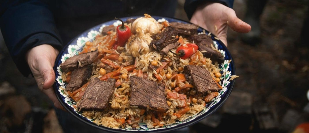 gde-v-samarkande-podayut-luchshiy-plov-15-zavedeniy-goroda