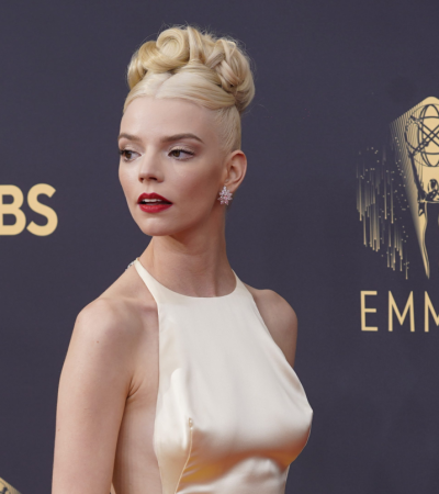 Орыс секс күйеуі әйелін ұстап алып, қосылды