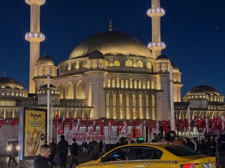 skol-ko-stoit-poezdka-v-stambul-s-sem-ey-perelet-zhil-e-i-bosfor-bez-pereplat