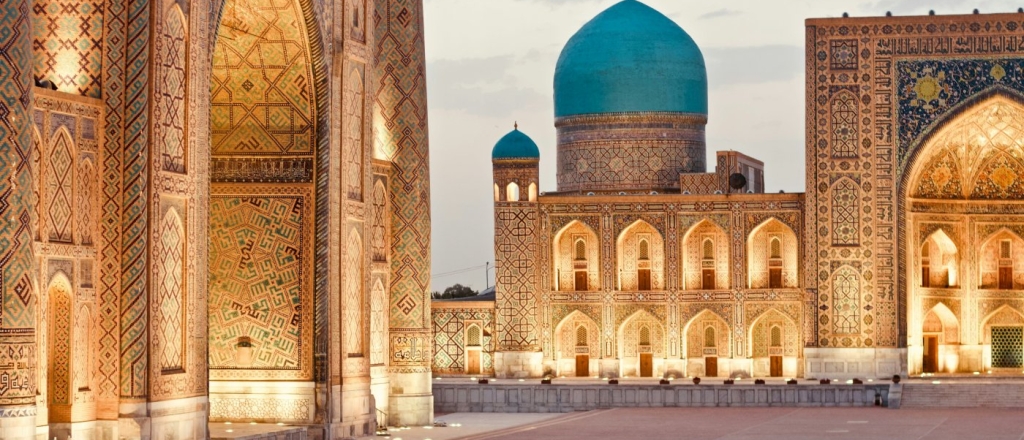 monument-sozidatelyam-novogo-uzbekistana-ustanovyat-vo-vseh-regionah