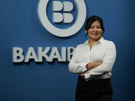zhenschiny-rukovoditeli-v-bishkeke-kak-marketologu-postroit-uspeshnuyu-kar-eru-v-bankovskoy-sfere