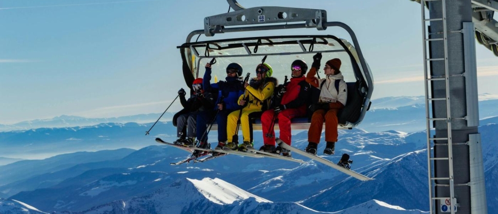 gornolyzhnyy-kurort-shahdag-grafik-raboty-i-stoimost-posescheniya