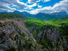 gde-v-uzbekistane-zanyat-sya-ekologicheskim-turizmom-ot-puteshestviy-na-verblyudah-do-nochevki-v-yurte